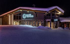 Montana Lodge